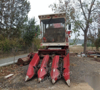 天津河西区13年雷沃谷神玉米收割机出售 1.8万元