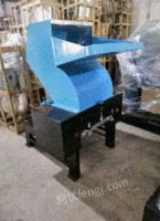 广东深圳塑料破碎机立式液压废纸打包机等等出售