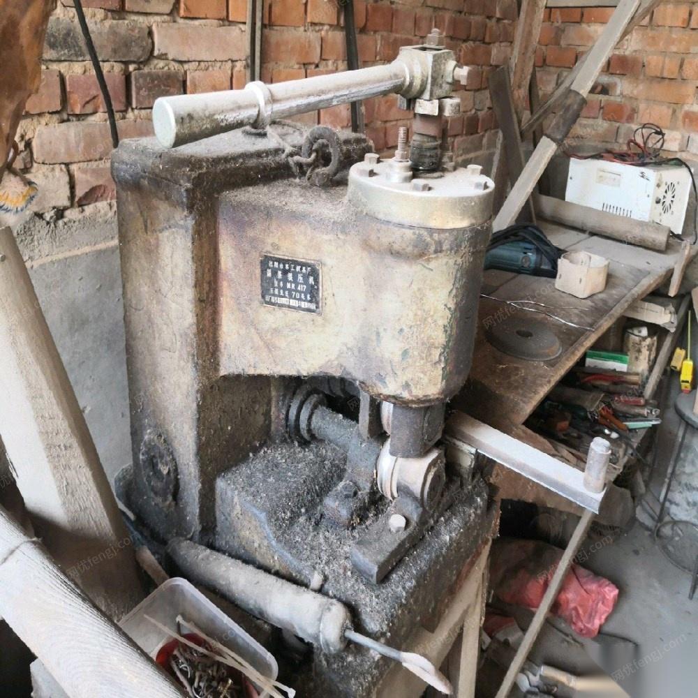 北京昌平区三台机器木材加工工具转让 10000元