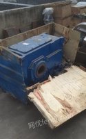 浙江绍兴出售1台佳融工业齿轮箱减速机  看货议价.