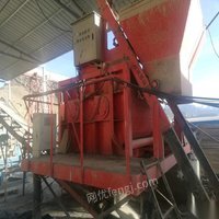 西藏拉萨因拆迁出售全套全自动制砖机 两个手摇叉车 一台装料铲车 看货议价,可单卖.