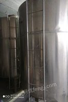 北京东城区出售不锈钢酒罐 4吨5个 2吨的6个