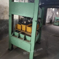 浙江湖州出售进口直压侧压机，uⅴ油漆涂装线 380000元