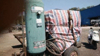 自用带储气罐的螺杆式风压机，喷砂罐，喷漆泵，整套出售