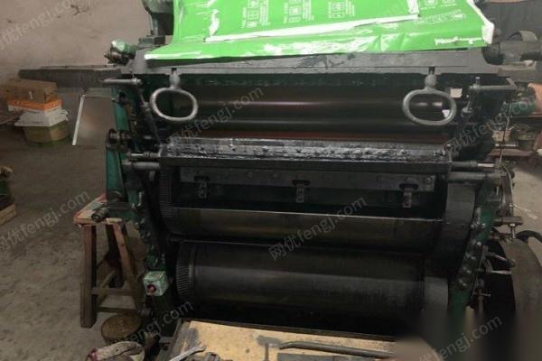 辽宁鞍山  营业中印刷厂整体设备便宜打包出售 8万元