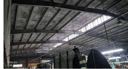 新疆乌鲁木齐出售8成新钢结构旧厂房，檐高6米，宽50.5米长60.5米计3050平方