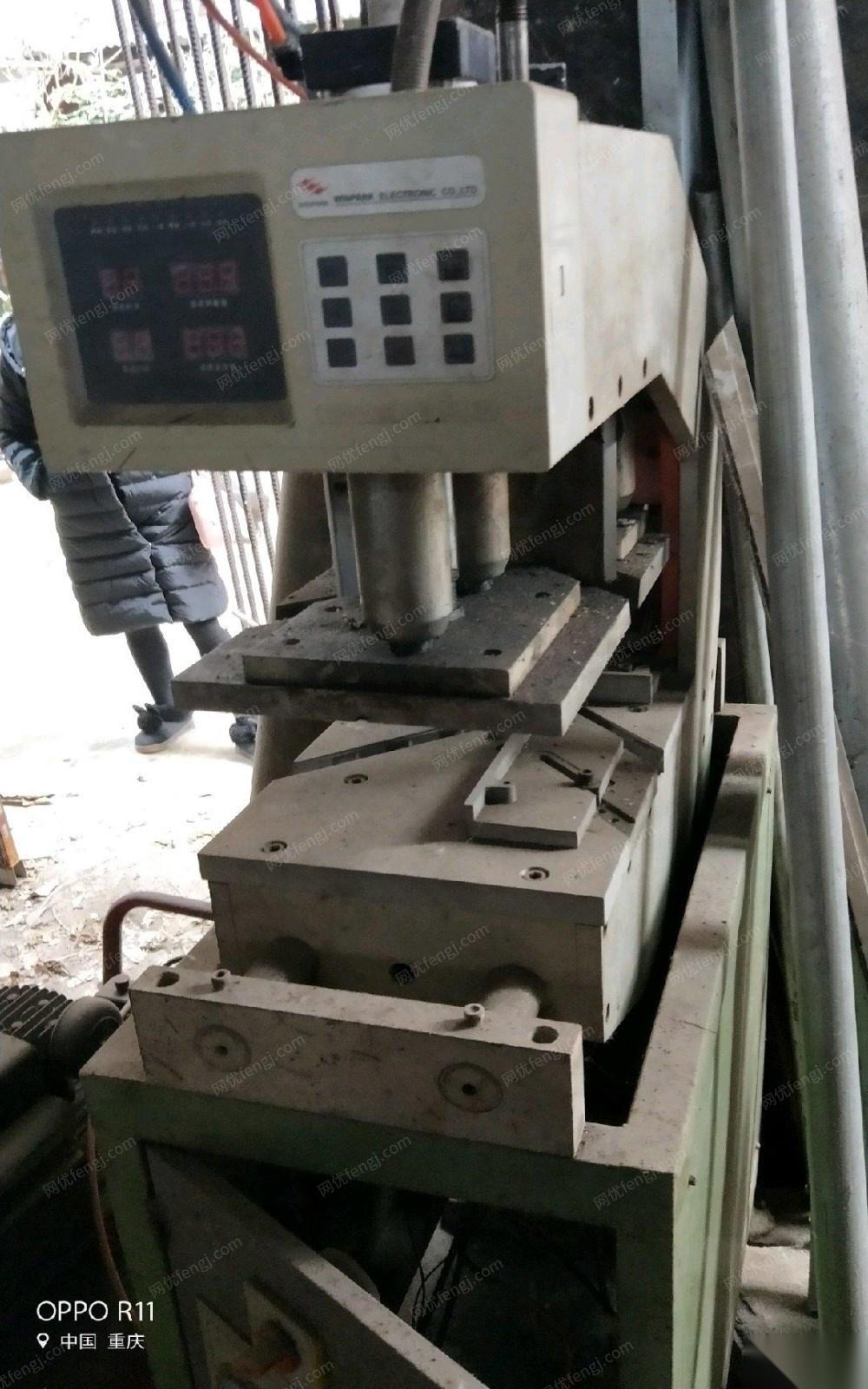 重庆江津区二手塑钢数控焊接机带空压机出售 40000元