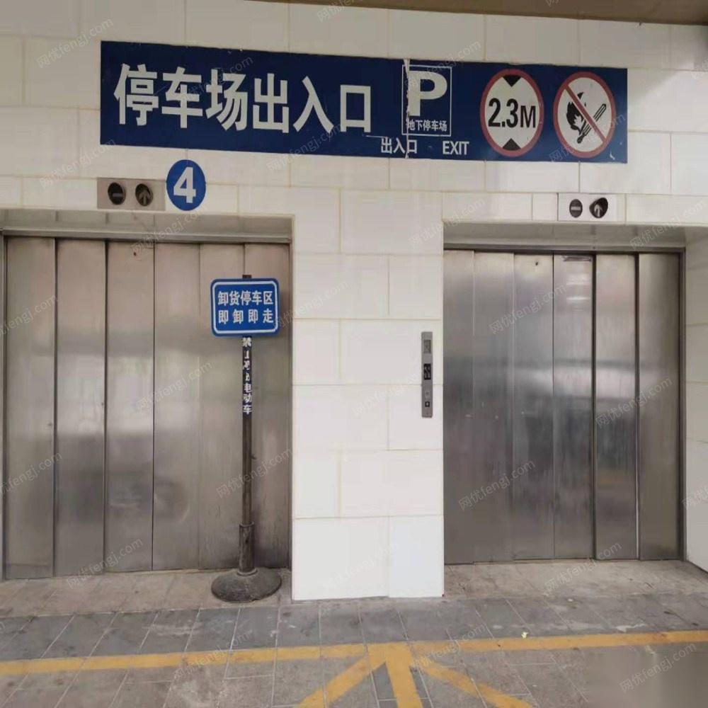北京朝阳区出售巨人电梯，直梯4台，液压梯2台 
