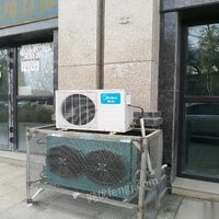 新疆乌鲁木齐因为手续问题无法经营　急售5p比泽尔压缩机，制冷机