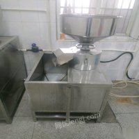 安徽合肥出售九成新磨浆机和全自动煮浆机各一台 打包价26000元