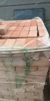 山东青岛出售建筑材料荷兰砖透水砖  约150平米左右