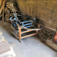 湖北武汉木线条厂不做了二手吊锯，带锯，压刨，平刨，立铣出售 2500元