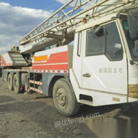 新疆吐鲁番转让08年3月浦沅25吨汽车吊。车子不审验了,急需出售价格可议。