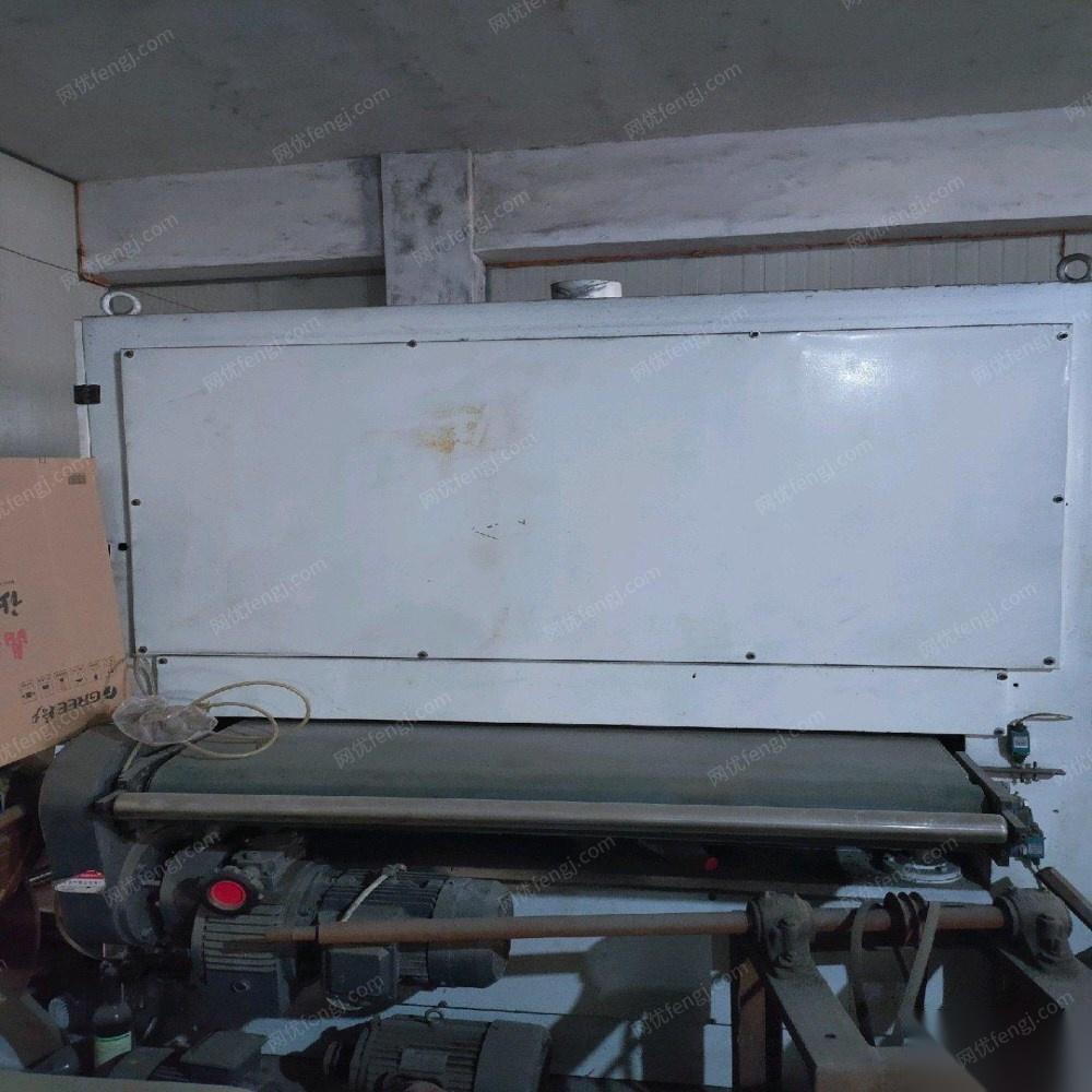 山东青岛出售1台山东产1.3米平面拉丝机,除尘器,复膜机等 出售价50000元