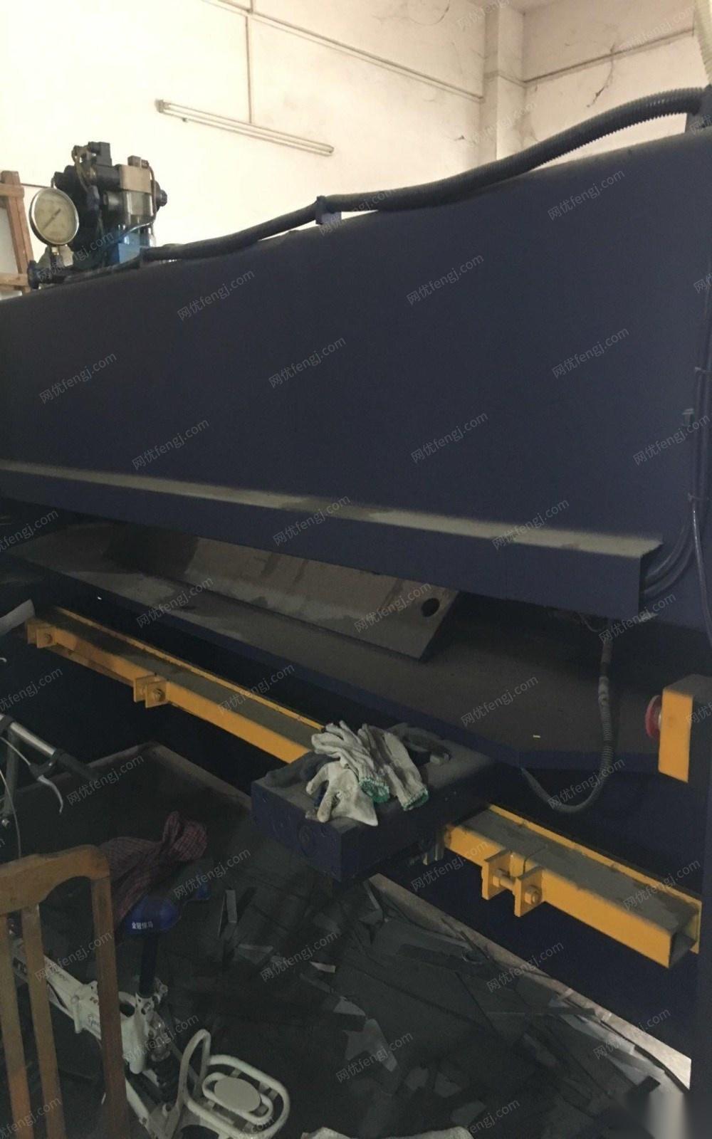 广东东莞出售广东产全新剪板折弯机100吨3.2米 打包价150000元 打包卖.