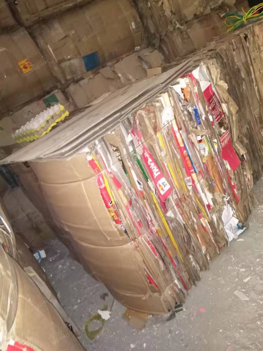 出售一批废纸，有十几吨，打包好的黄板，在湖南张家界 