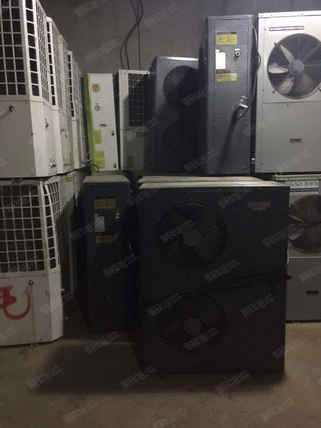 二手風冷熱泵機組回收