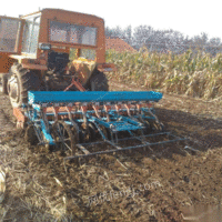 急售上海五零拖拉机带旋耕犁，小麦播种机 16000元