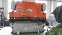 上海冲剪机机床厂3.2米250吨折弯机出售