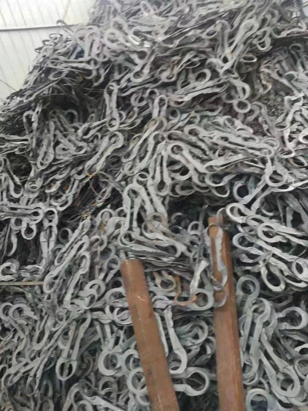 出售马蹄铁,一车货,3个厚度