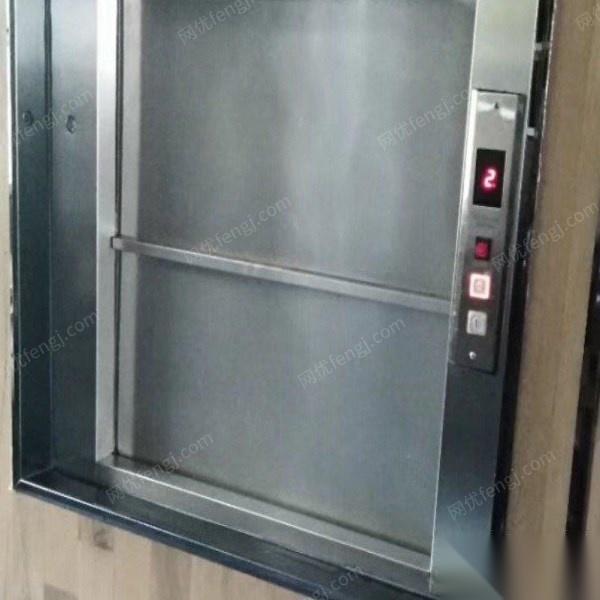 95成新小型传菜电梯一个 15000元出售