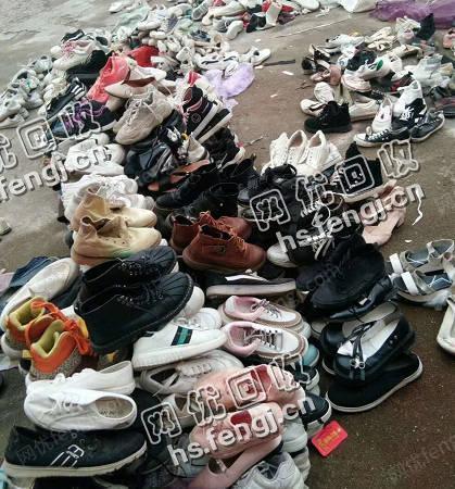 湖北武汉地区长期出售旧对鞋