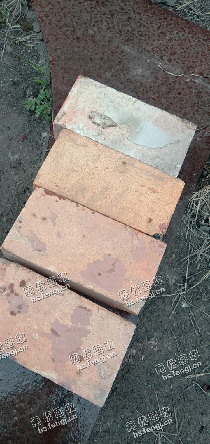 江苏镇江地区出售废旧耐火砖