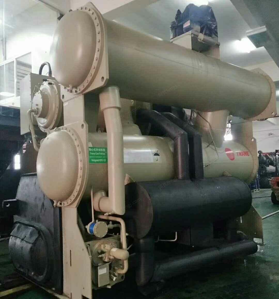 特灵离心机组中央空调cvhg565特灵水冷离心式冷水机组