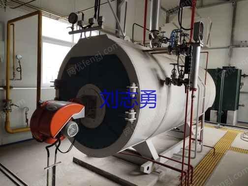 市场库存二手2吨燃油蒸汽锅炉,纯新未使用,台位安装。