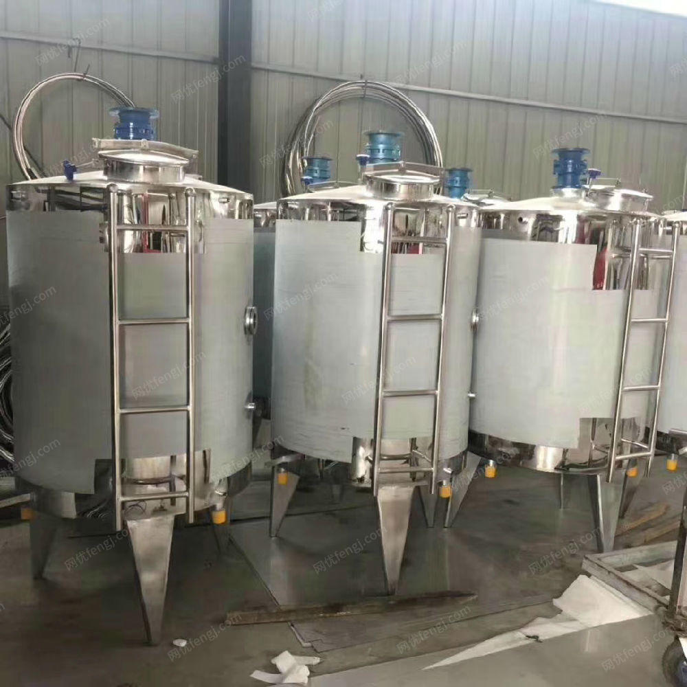 出售二手闲置全新1吨不锈钢搅拌罐设备出售