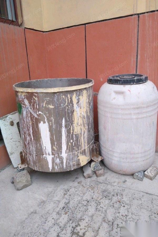 新疆乌鲁木齐全套砂浆生产线加乳胶漆设备 24000元　2个砂浆搅拌罐，一个封包机，一个分散机两个2吨的拉缸，