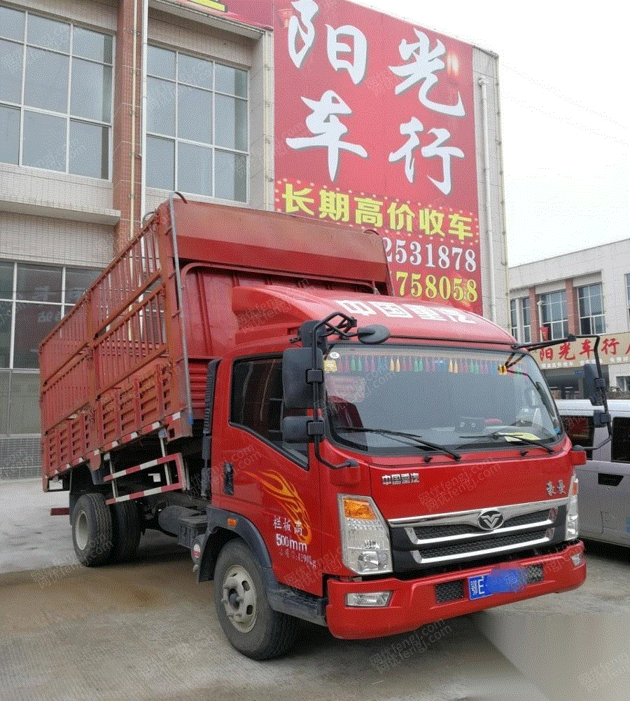 湖北宜昌4米2仓栏自卸带副变速825轮胎 9.9万元