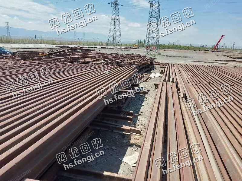 新疆克拉玛依地区出售70钢轨