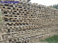 云南昆明求购100吨旧木材/板电议或面议