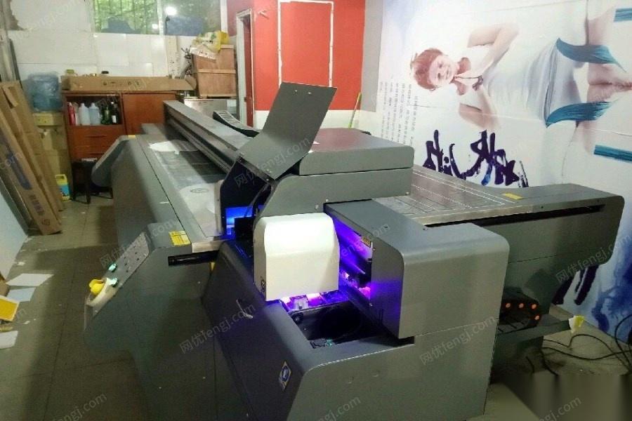 重庆北碚区1台2513爱普生uv平板打印机出售 打包价50000元 1台雕刻机  看货议价.