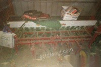 河北沧州转让焊沃400A东方红发动机带旋耕机玉米播种机小麦播种机
