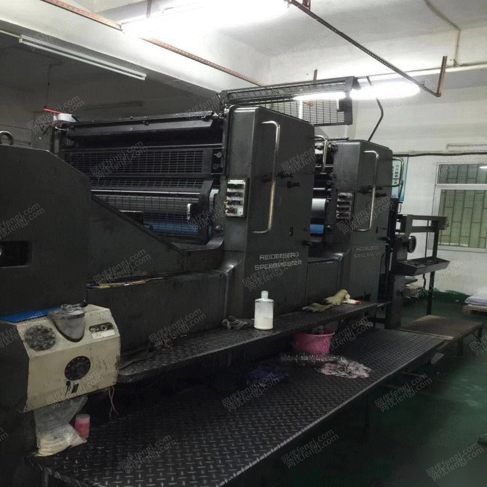 浙江杭州89年海德堡sm102,1 1双色电脑酒精机出售