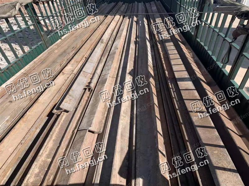 内 蒙古包头地区出售火车道轨钢