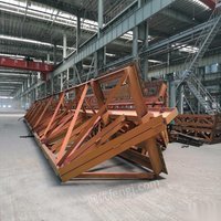 新疆昌吉刚刚拆下的二十吨龙门吊两台，货在阜康 出售11万元