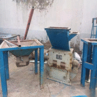 北京房山区工厂拆迁低价出售二手破碎机 16000元
