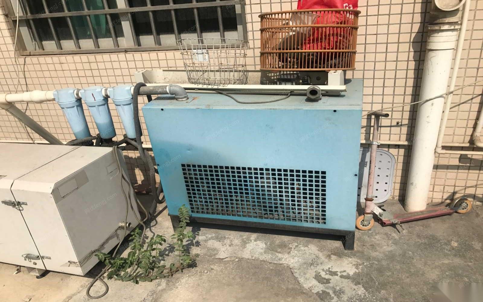广东东莞30匹永磁变频空压机一套（包含1立方的气罐和干燥机套件） 出售 15000元