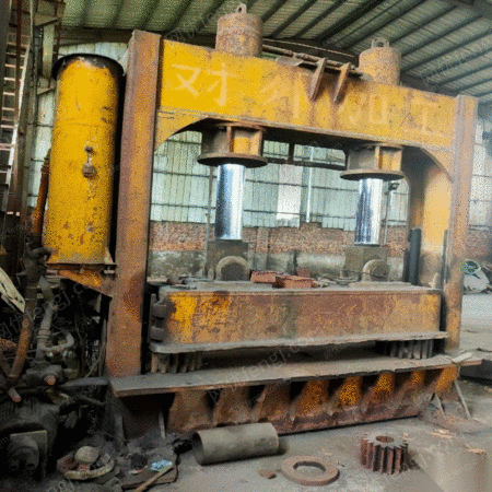 河南许昌出售300t双杠液压机 50000元