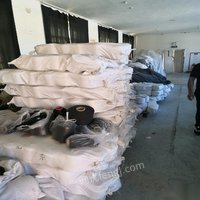 山东威海出售各种颜色毛线棉线布料一批 10000元