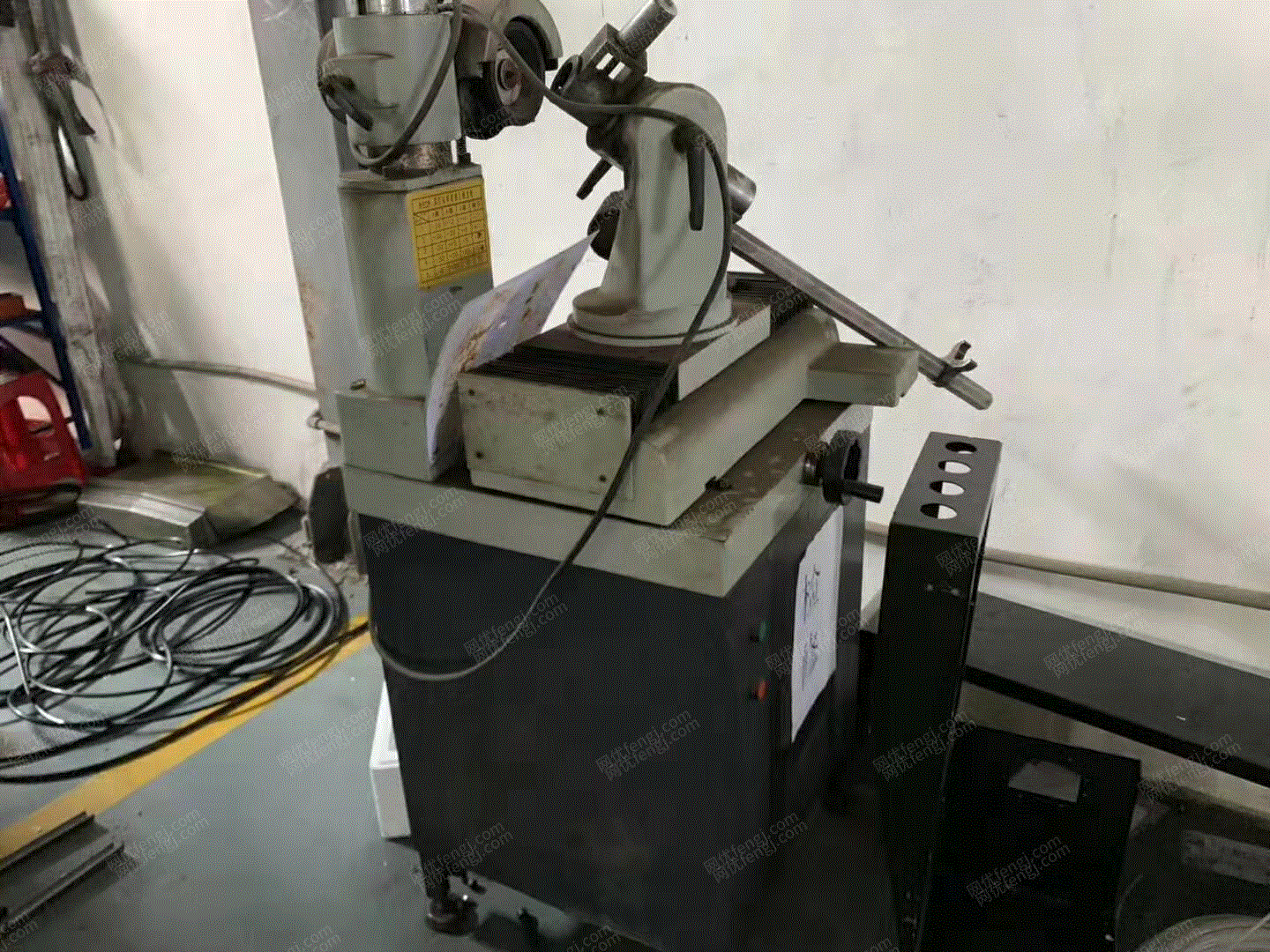 出售一台香港沃达深孔钻wt-800机 .已拆线.送一磨刀机
