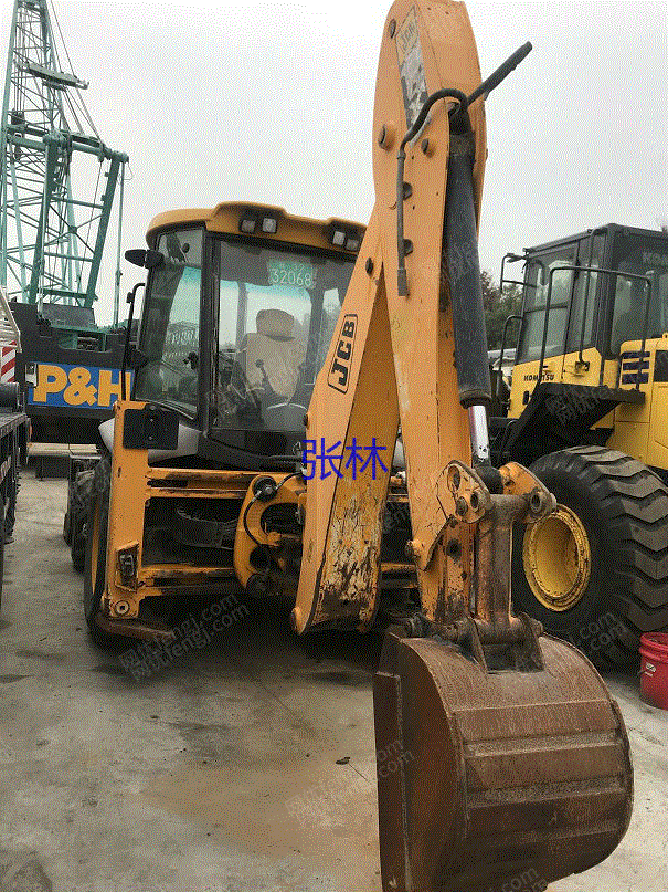 市场库存JCB3CX,4CX(4WD)挖掘装载机(两头忙)
