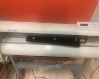 江苏苏州出售二手乐彩1.8米写真机 刻字机 覆膜机各1台 电脑2台 材料 15000元