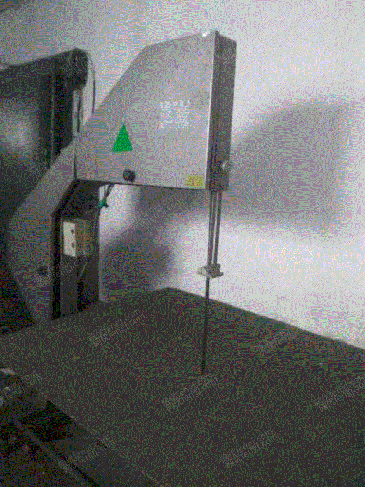 市场现货1台二手600型大型锯骨机