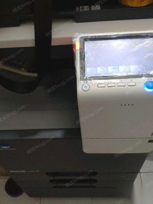 海南海口最近使用不上出售柯尼卡美能达c266a3彩色激光双面打印机一体机 10000元