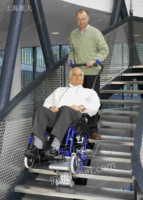 带轮椅型载人爬楼机