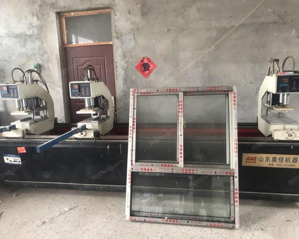山东聊城转行出售塑钢门窗机器全套设备 焊机 下料锯，v口锯等各一台 打包价8000元